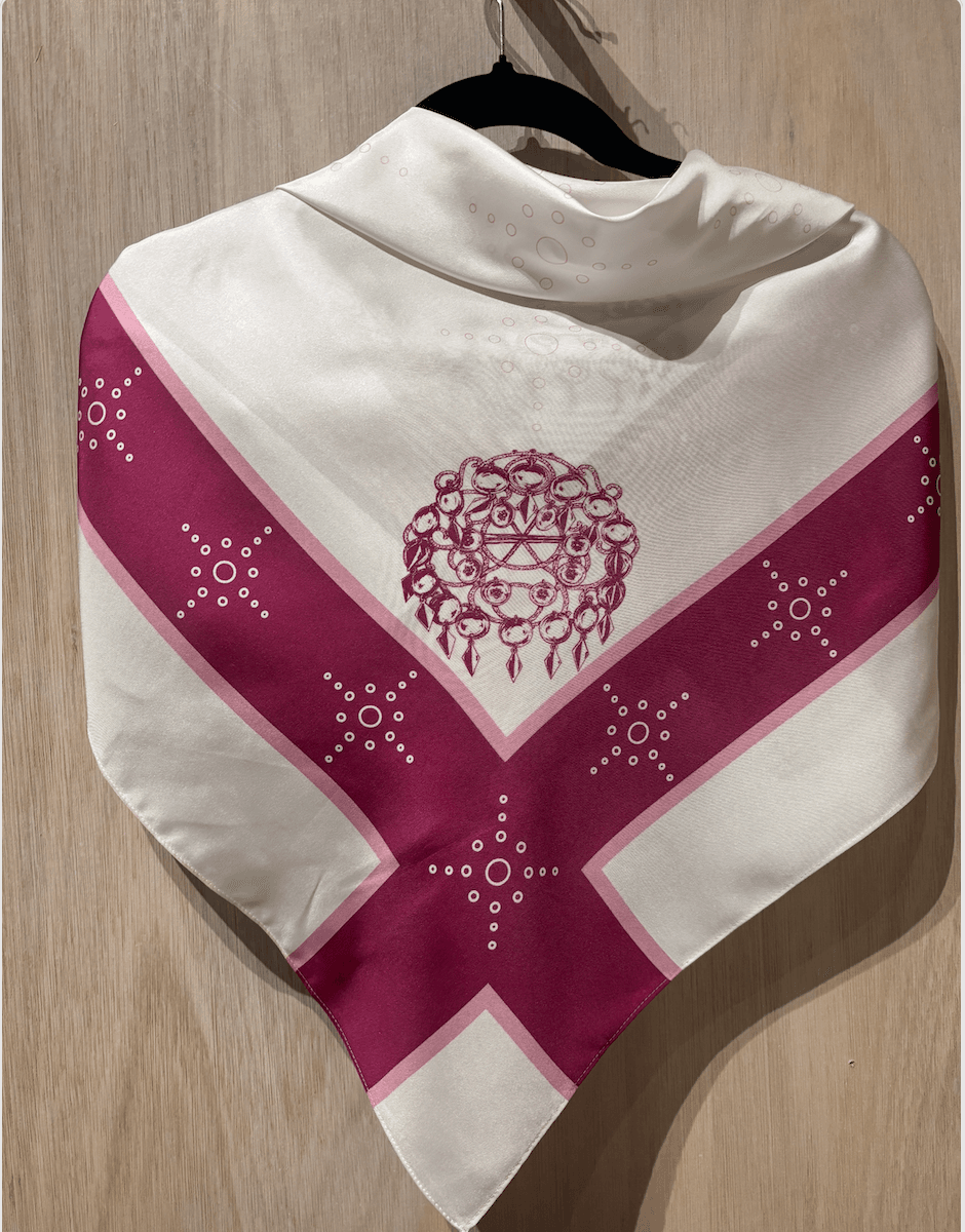Abantis white risku shawl